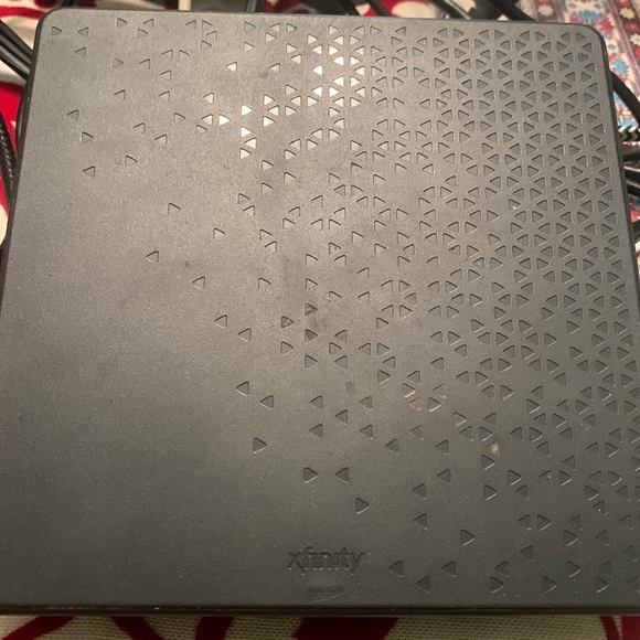 Xfinity Xi6-A streaming box only - Picture 2 of 4